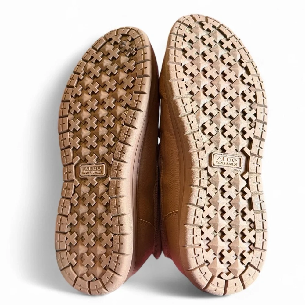 Aldo excellent only